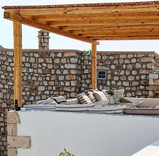 Blue Bay Patmos Summer House بيت للعطل *