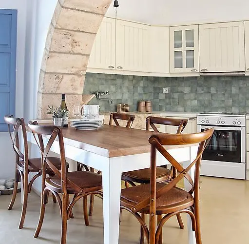 Blue Bay Patmos Summer House بيت للعطل *